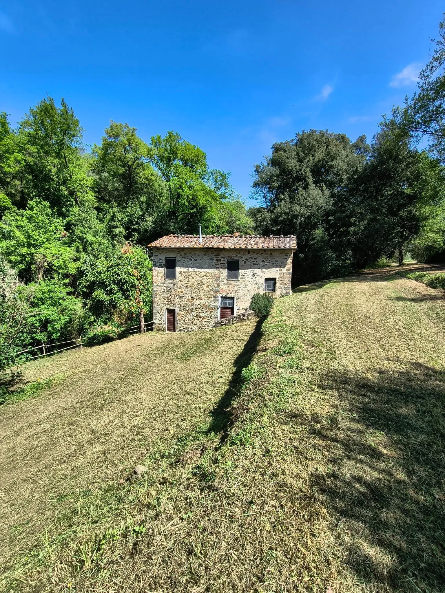 Montecatini Terme melletti ingatlan